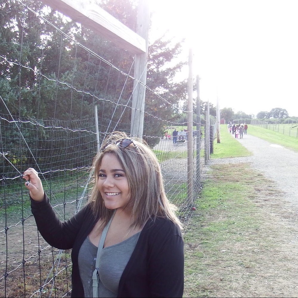 Meet your Posher, Karina